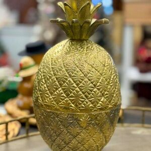 Luxurious Gold Pineapple Decor Accent